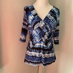 Three-quarter sleeve shirt